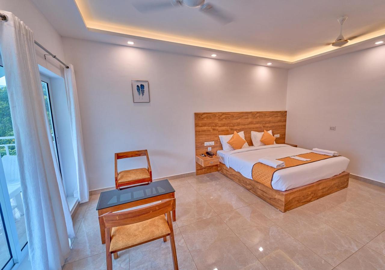 Ice Mist Pool Resort Munnar By Voye Homes Екстер'єр фото